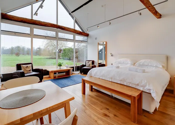 The Suites At Pannells Ash